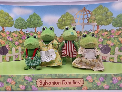 Sylvanian families bullrush - families,