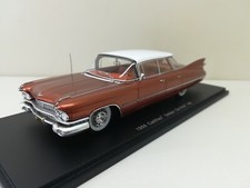 Spark 1:43 - CADILLAC Sedan De Ville "four windows" - 1959