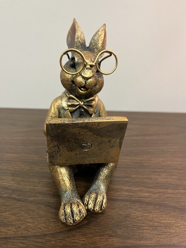 Coniglietto oro con occhiali