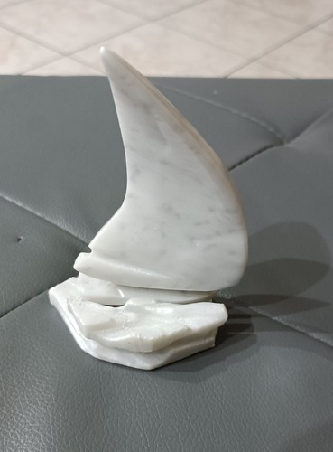 Piccola scultura barca - barca, vela