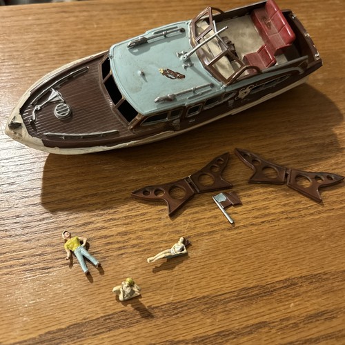 Revell anni chris - revell,