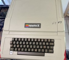 Vintage 1978 Apple II Computer