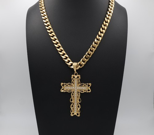 Collana con ciondolo croce