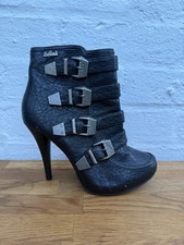 Rari stivali KILLAH in pelle