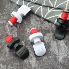 Tappo bottiglia vino pressa