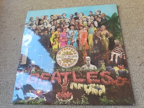 Beatles sgt pepper lhcb - beatles, pepper's