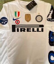 Maglia speciale Inter Materazzi Tg XL anno 2010-2011 con tutte le patch Triplete