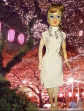 Vintage 9" Fashion Doll AHI JAPAN Bild lili Barbie clone TESTA ROSSA vestito originale