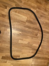 Nuovissima gomma schermo anteriore Escort Mk1