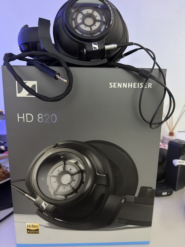 Sennheiser 820 - sennheiser,