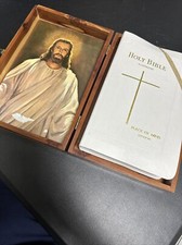 Holy Family Bible Book Illustrated Peace of Mind 1971 In Woodenbox Christianity