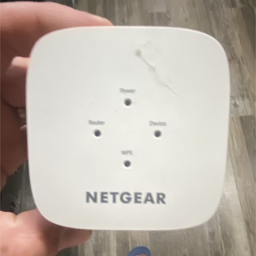 Netgear ex2700 range extender - range,