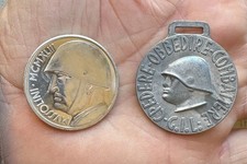 Lotto 2 medaglie di Mussolini