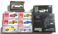 Set mini auto d'epoca Tomica