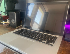 Apple MacBook Pro (13-inch