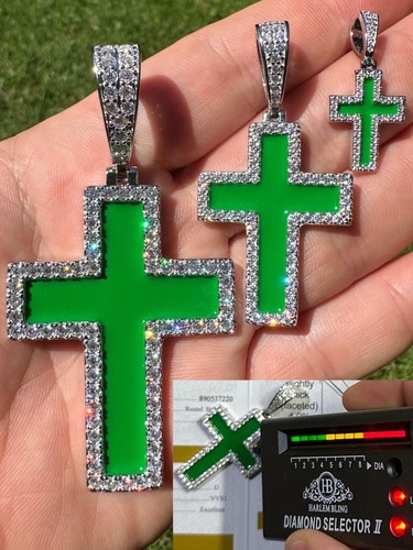 Collana con ciondolo croce