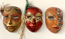 Maschere da parete Carnevale Venezia in cartapesta con decorazioni artigianali