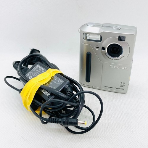 Fotocamera digitale compatta