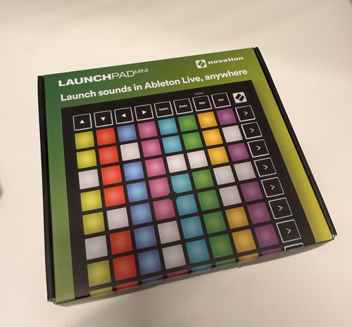 Novation launchpad mini mk3 - launchpad,
