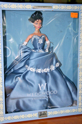 Bambola barbie bruna vestito - bambola,