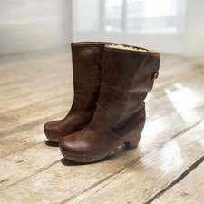 Stivaletti UGG Lynnea in pelle
