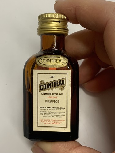 Mignon cointreau liquor extra - cointreau,