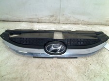 FRONT BUMPER GRILLE Hyundai