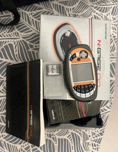 Nokia gage silver edition - silver,