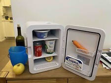 AstroAI Mini frigorifero portatile - 10 litri/6 lattine | Mai usato