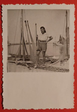 PHOTO FOTO DONNA PORTO DI CATTOLICA PESCHERECCI  1942  ( F 11 )
