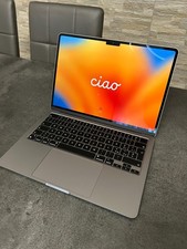 MacBook Air 13" M2 - Memoria 8GB - SSD da 256GB - Schermo Liquid Retina da 13,6"