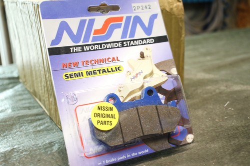 Nissin bremsbeläge 242 - bremsbeläge, 2p-242