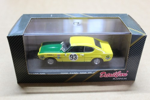 Dettaglio auto platino - dettaglio, ford