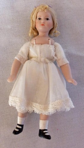 Bambola mignonette testa - , di