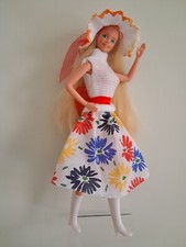 Outfit floreale +cappello uncinetto anni '70 Vintage per Barbie  -NO DOLL