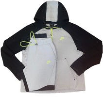 Nike Tech Fleece 2.0 Catching