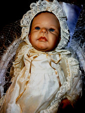 ASHTON DRAKE/EVA WAKOLBINGER