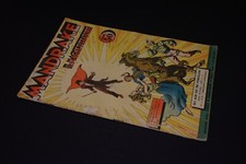 GLI ALBI DEI TRE PORCELLINI ANNO II° N°15 MANDRAKE IL MAGNETIZZATORE 1937