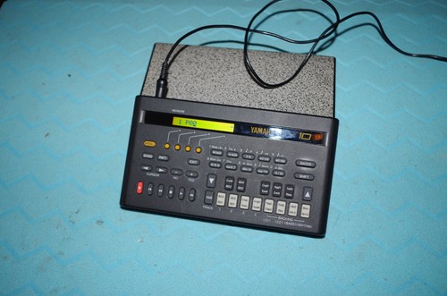 Yamaha qy10 - yamaha,