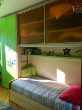 Cameretta a ponte con 3 letti 