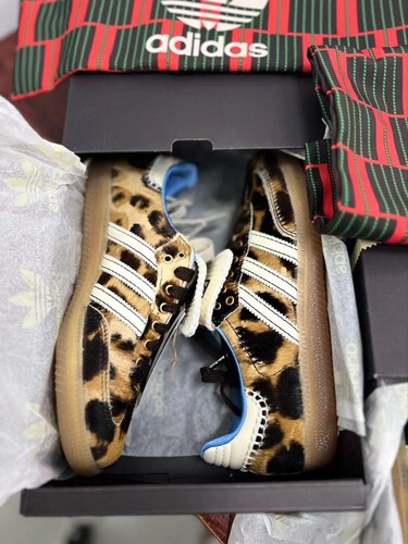 Adidas samba pony - adidas, wales