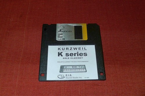 Floppy disk clarinet sound - disk,
