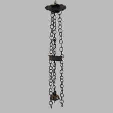 lampadario in ferro con catene vintage