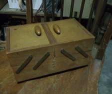 Scatola da cucito in legno anni 60