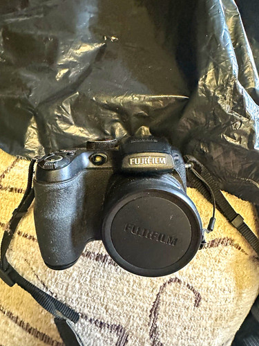 Fujifilm finepix s1000fd - s1000fd, black