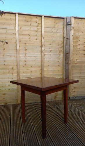 Vintage formica top - top, square
