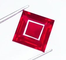 Rubino rosso naturale 18 ct