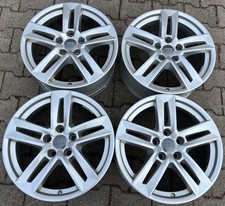 4 CERCHI IN LEGA ORIGINALI 17" AUDI A4 8W B9 8W0601025P 7x17 ET42 RUOTA LIBERA