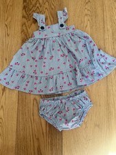 Vestito Bambina. Floreale. Da 3 a 6 mesi  con mutandine.