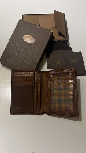 The bridge wallet men - the,